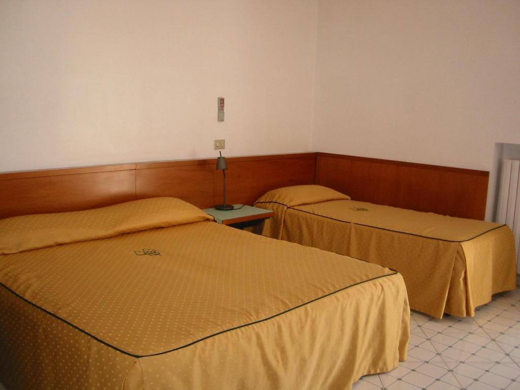 Hotel Bristol Vietri sul Mare Room photo